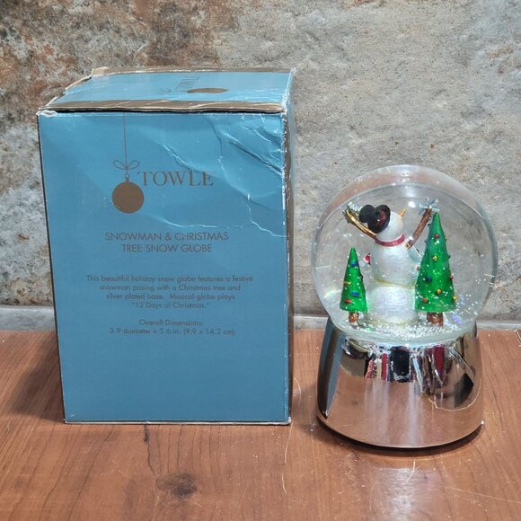 Towle Snowman Snowman Globe Music Box Plays 12 Days of Christmas Holiday Decor - Picture 3 of 11